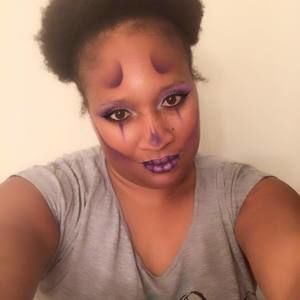 Meet your Posher, Latisha